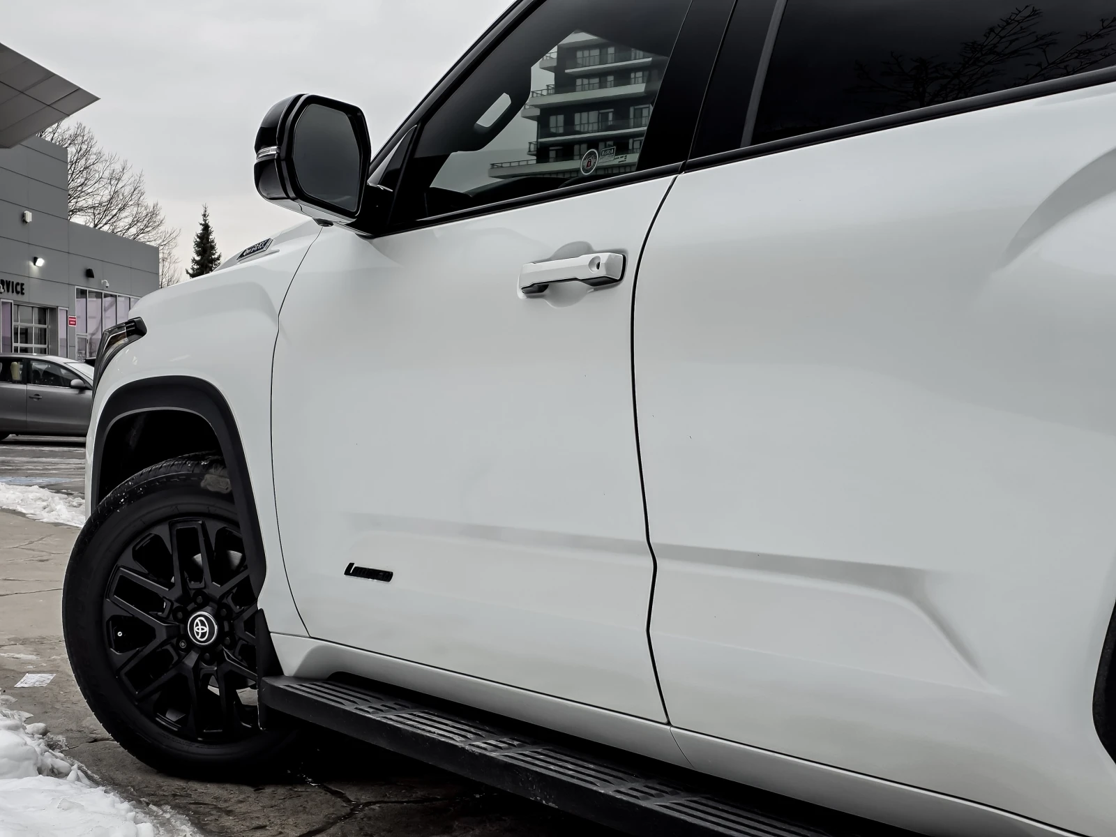 Toyota Sequoia LIMITED 4WD С РЕГИСТРАЦИЯ&АВТО КРЕДИТ - изображение 4