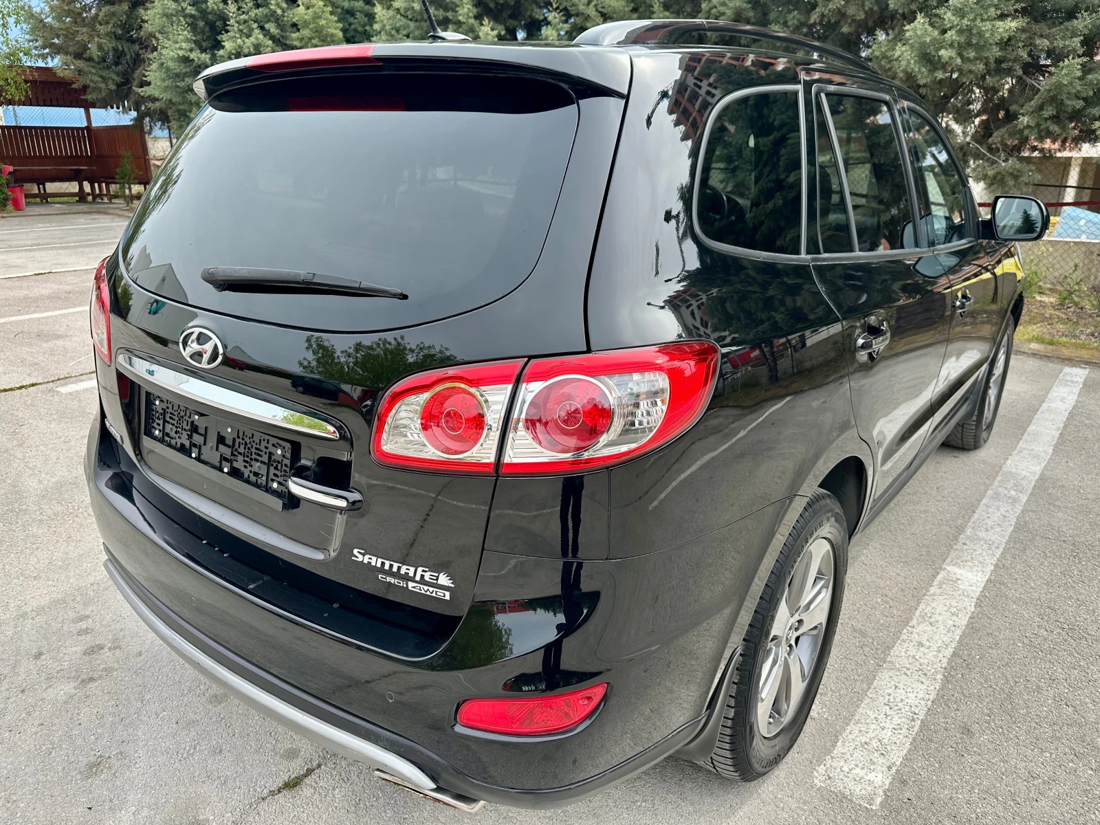 Hyundai Santa fe 2.2 CRDI FACELIFT 4WD, снимка 3 - Автомобили и джипове - 54413893