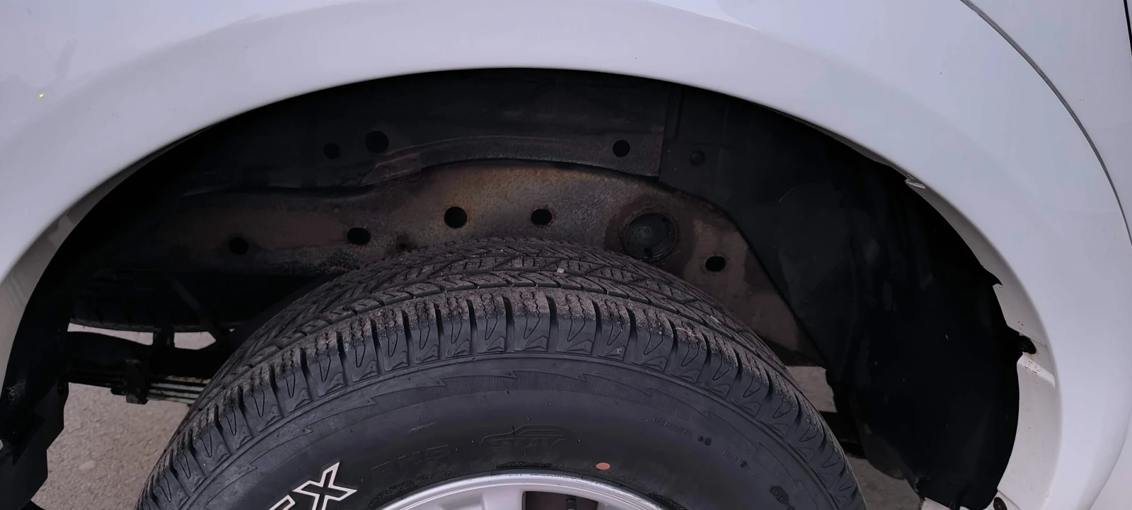 Mitsubishi L200, снимка 14 - Автомобили и джипове - 54548539