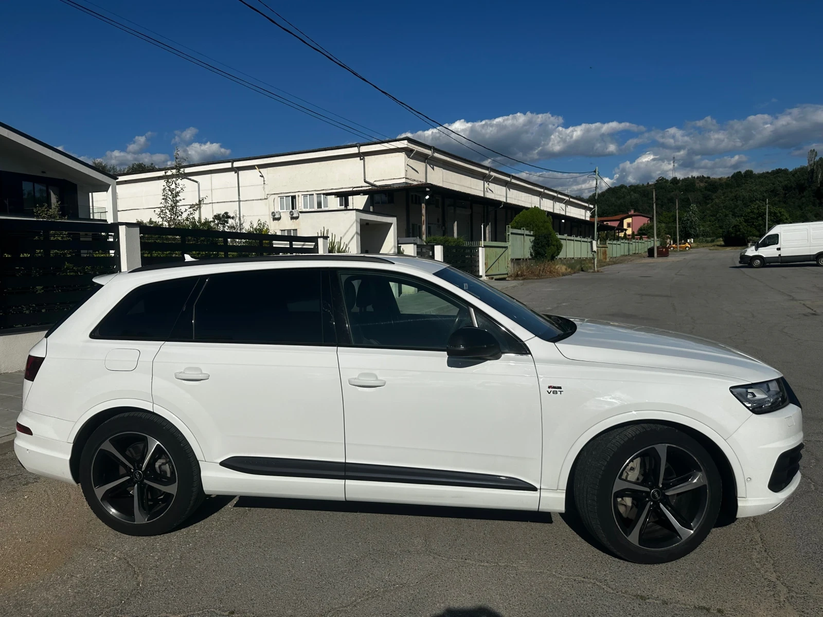 Audi Q7 50TDI quattro S line | Купен нов | 1-ви собственик, снимка 15 - Автомобили и джипове - 54899899
