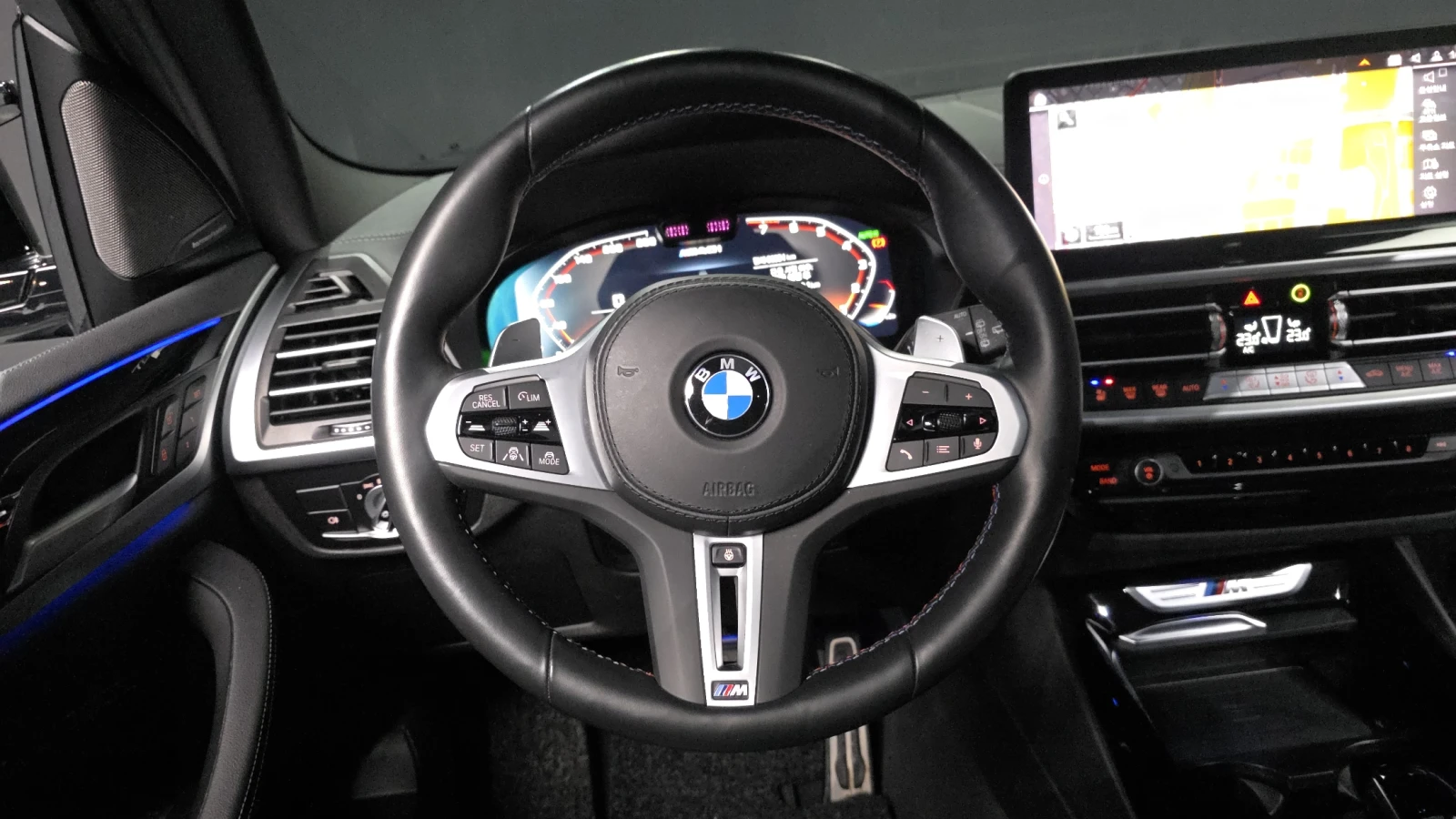 BMW X3 M40i* BLIND SPOT* HUD* ЕЛ. БАГАЖНИК* КРАЙНА ЦЕНА, снимка 13 - Автомобили и джипове - 55271881