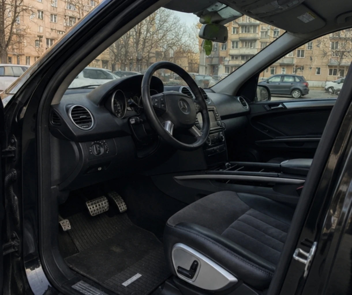 Mercedes-Benz ML 320 3.2CDI, снимка 7 - Автомобили и джипове - 55387510