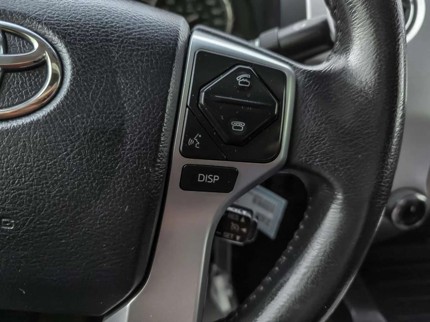 Toyota Tundra, снимка 16 - Автомобили и джипове - 56020997