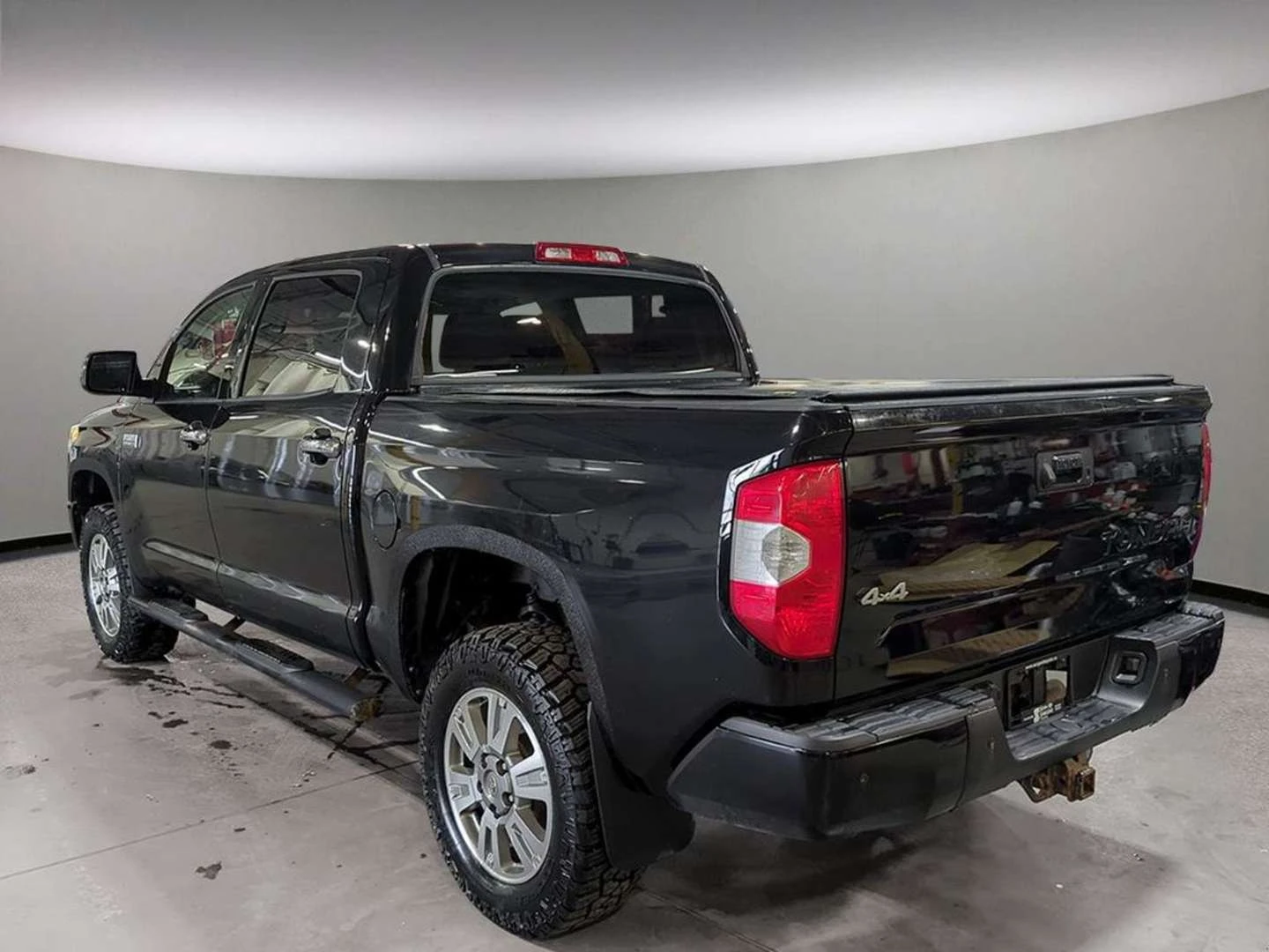 Toyota Tundra, снимка 4 - Автомобили и джипове - 56020997