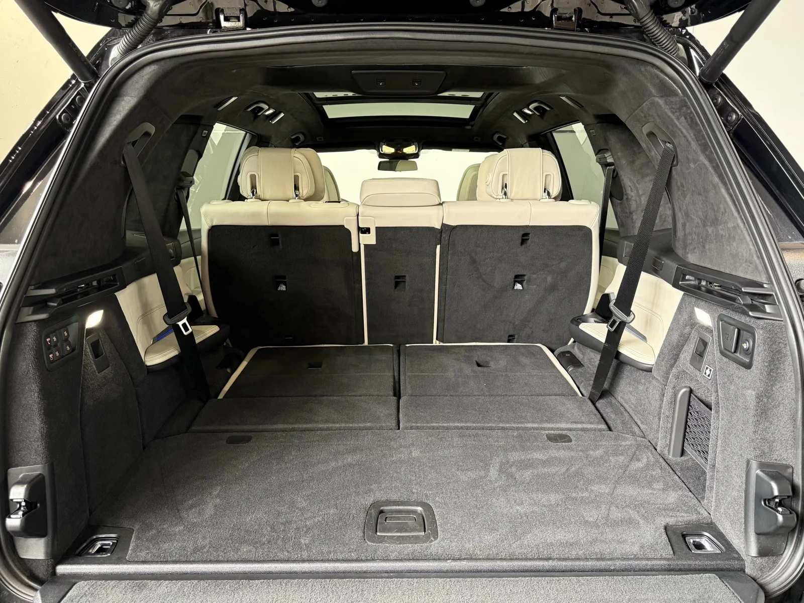 BMW X7 M60iX/M-SPORT PRO/ICONIC GLOW/360/HUD/7SEAT/PANO/ | Mobile.bg � ����������� 13