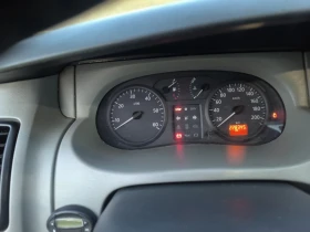 Opel Vivaro 2.5 Дизел, снимка 14