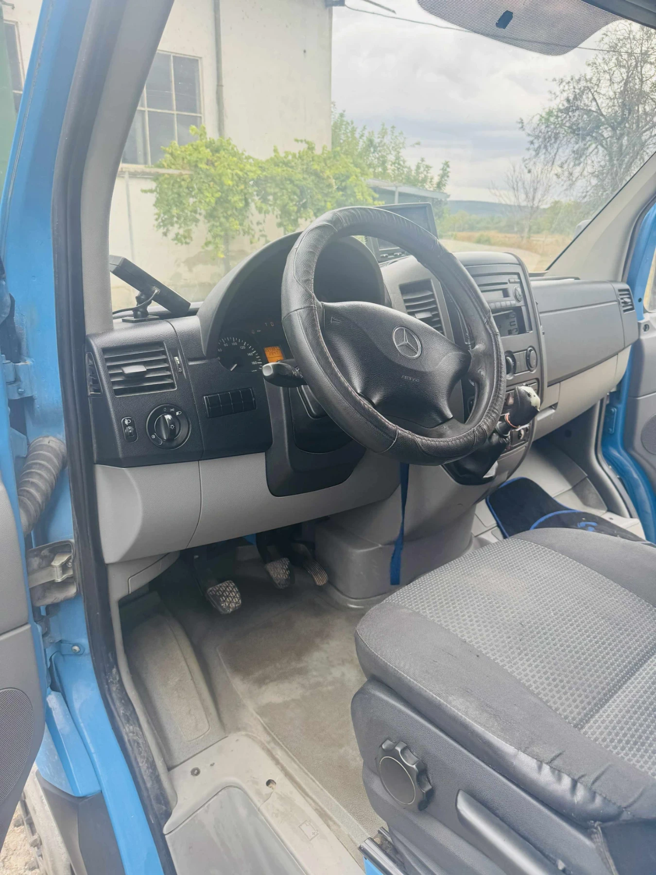 Mercedes-Benz Sprinter 3.0D - изображение 9