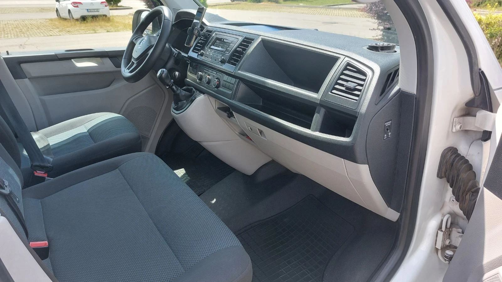 VW T6 Товарен , снимка 8 - Бусове и автобуси - 54808008