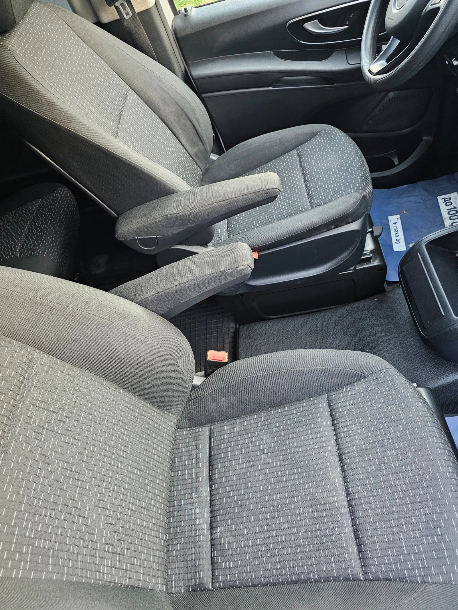 Mercedes-Benz Vito 2.2 cdi 136 hp 2020 e6, снимка 13 - Бусове и автобуси - 56143724