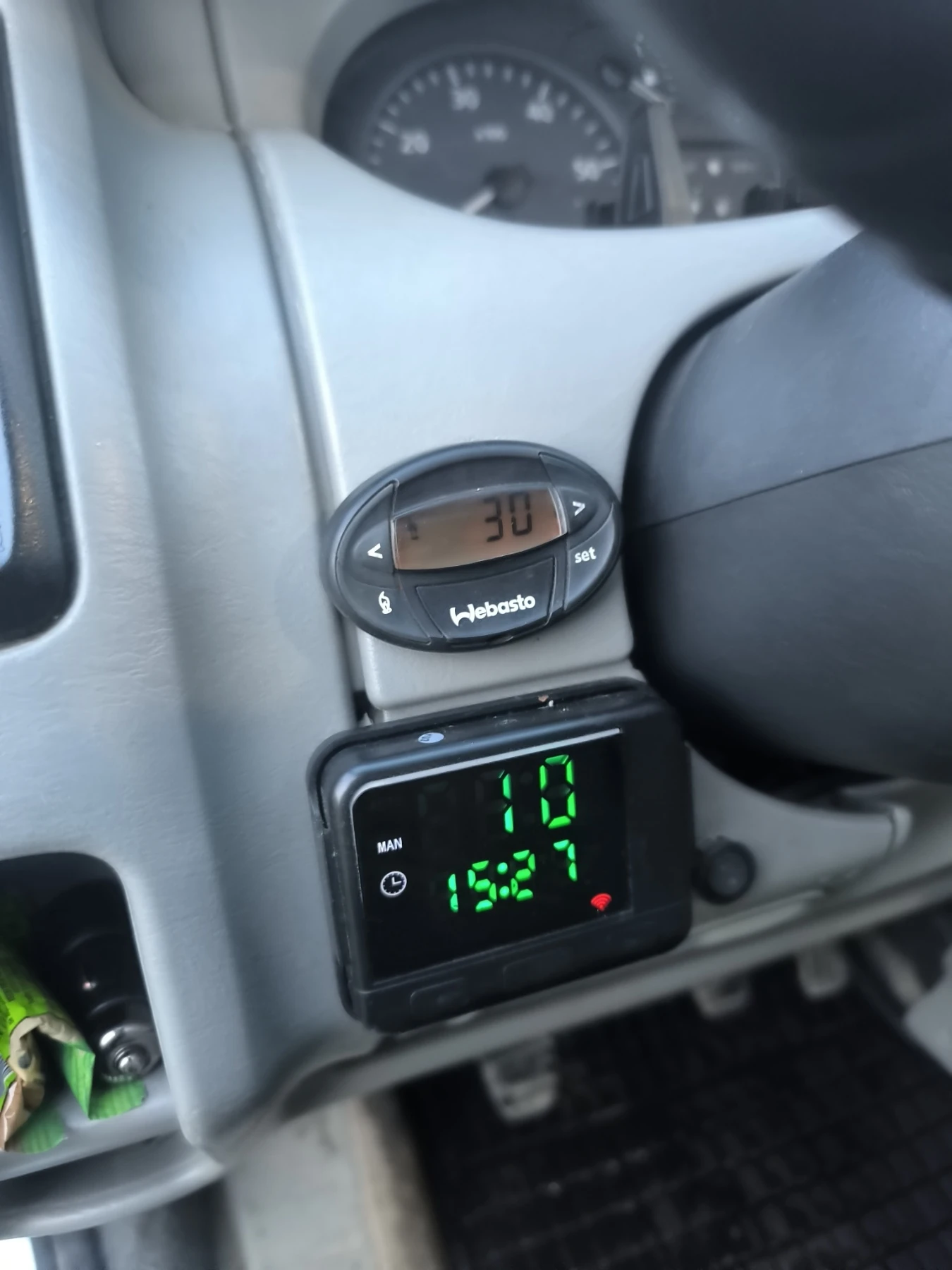 Opel Vivaro 2.5 Дизел, снимка 16 - Бусове и автобуси - 56508399