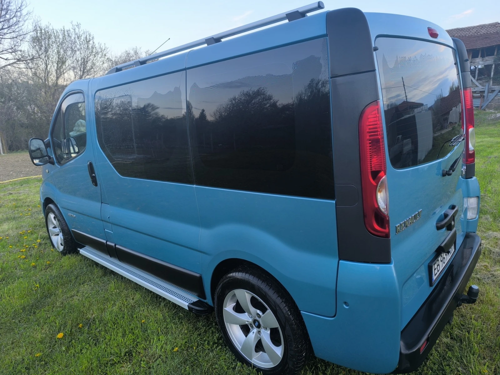 Opel Vivaro 2.5 Дизел, снимка 6 - Бусове и автобуси - 56508399