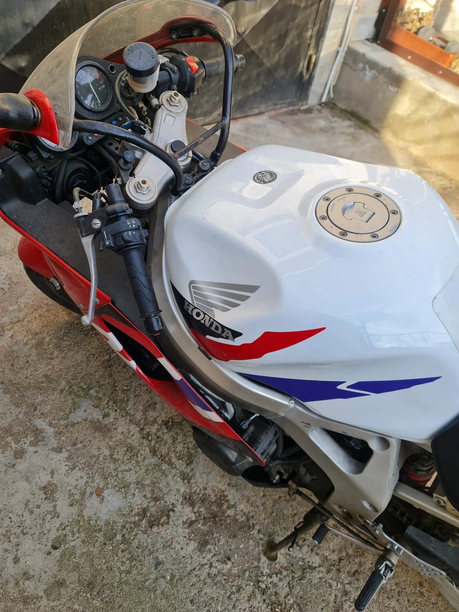 Honda 919 Cbr - изображение 6