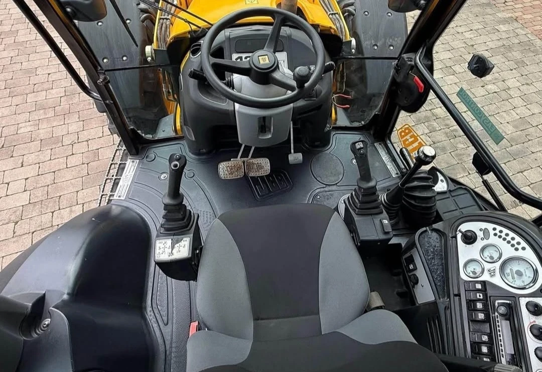 Багер JCB 4CX, снимка 3 - Индустриална техника - 55074555