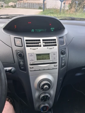 Toyota Yaris, снимка 12