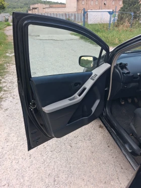 Toyota Yaris, снимка 9