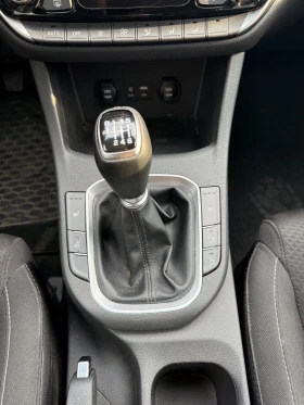 Hyundai I30 1.4 бензин, навигация, подгряване, камера , снимка 6