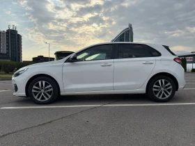 Hyundai I30 1.4 бензин, навигация, подгряване, камера , снимка 3