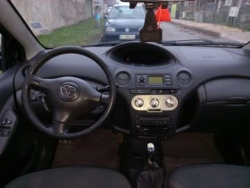 Toyota Yaris, снимка 10