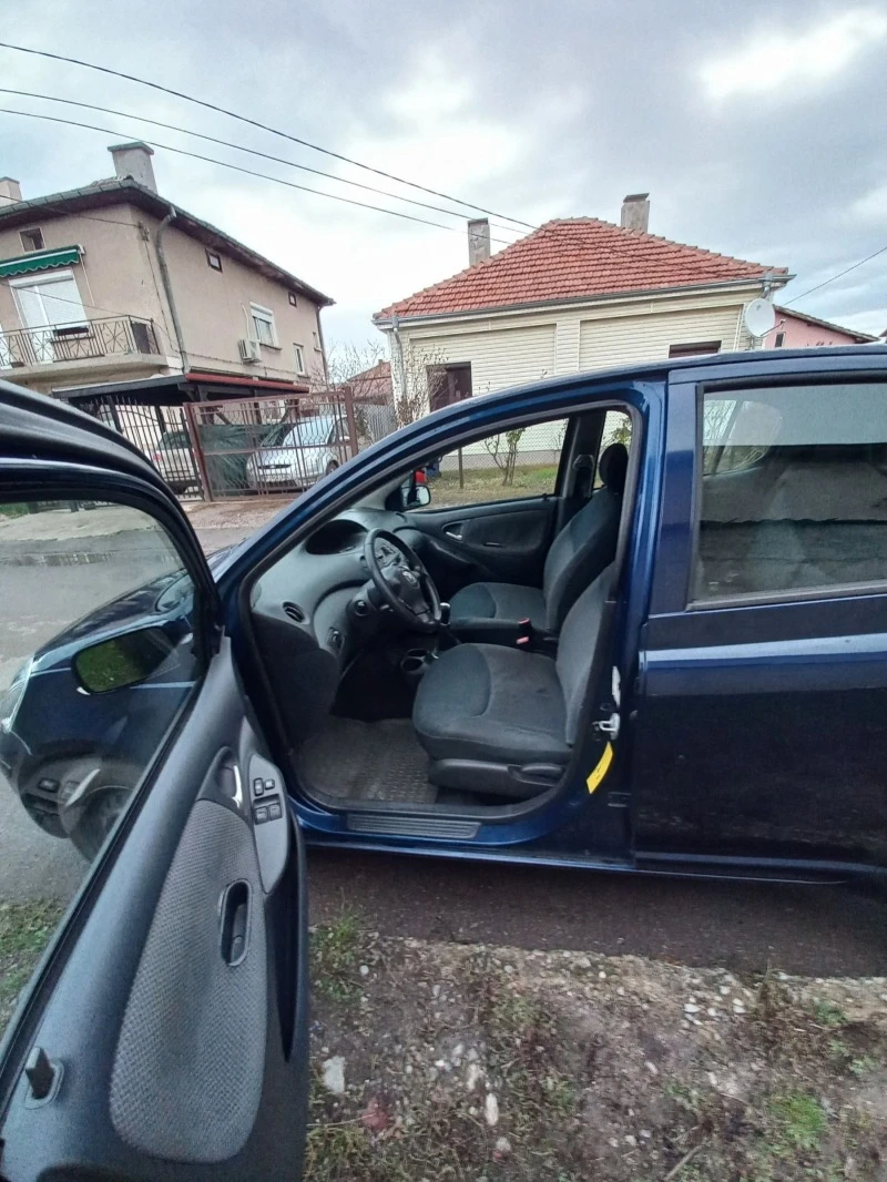 Toyota Yaris, снимка 7 - Автомобили и джипове - 46892401