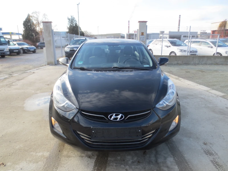 Hyundai Elantra 1.6 i , снимка 2 - Автомобили и джипове - 46546861