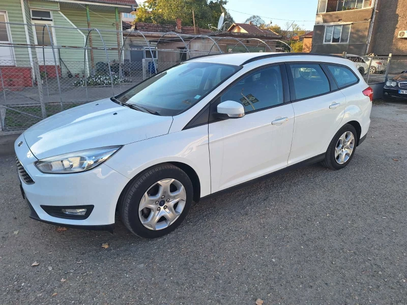 Ford Focus 1.6 ФАБРИЧНА ГАЗ, снимка 2 - Автомобили и джипове - 47784709