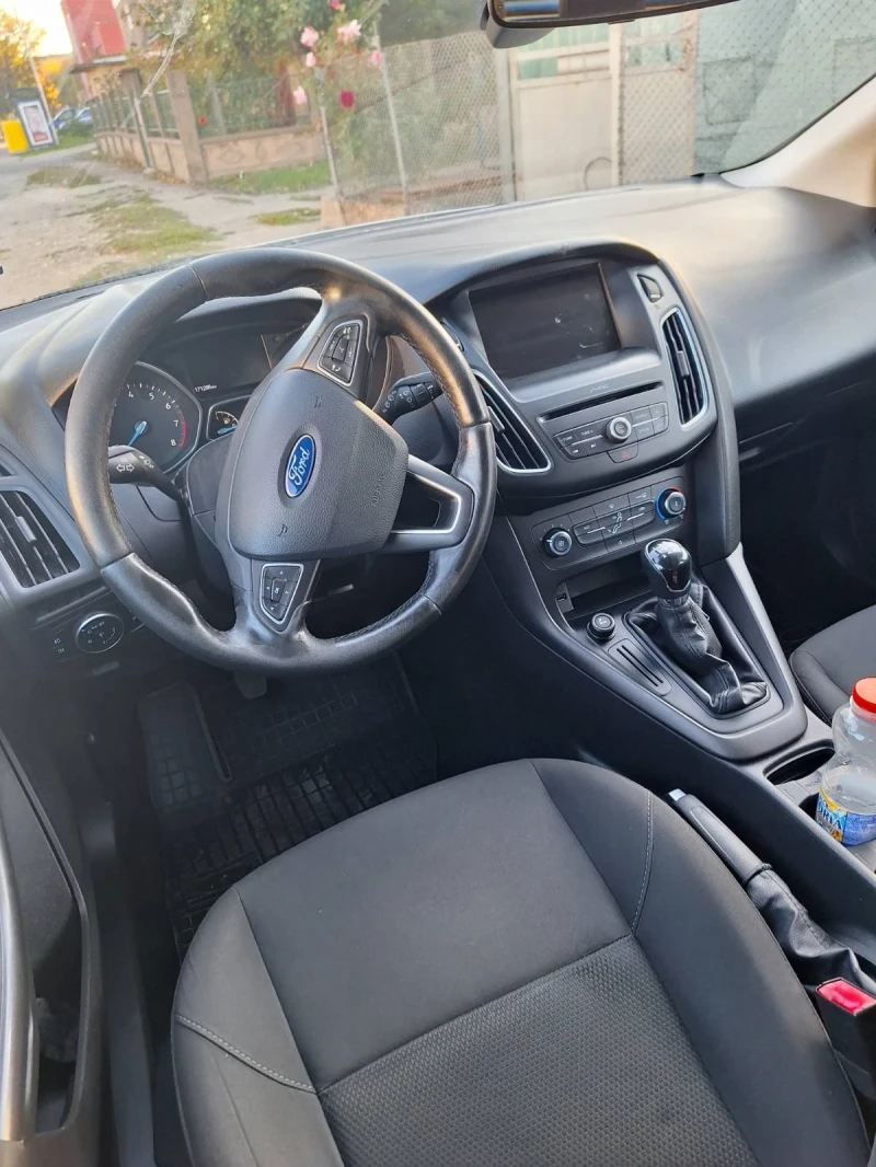 Ford Focus 1.6 ФАБРИЧНА ГАЗ, снимка 4 - Автомобили и джипове - 47784709