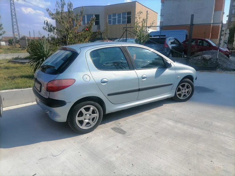 Peugeot 206, снимка 8 - Автомобили и джипове - 47832654