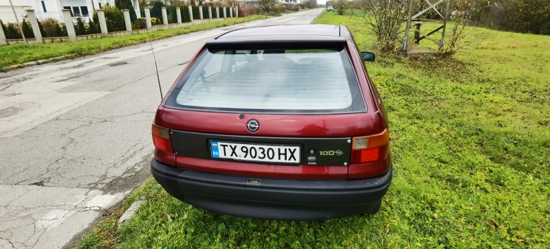 Opel Astra, снимка 3 - Автомобили и джипове - 48001720