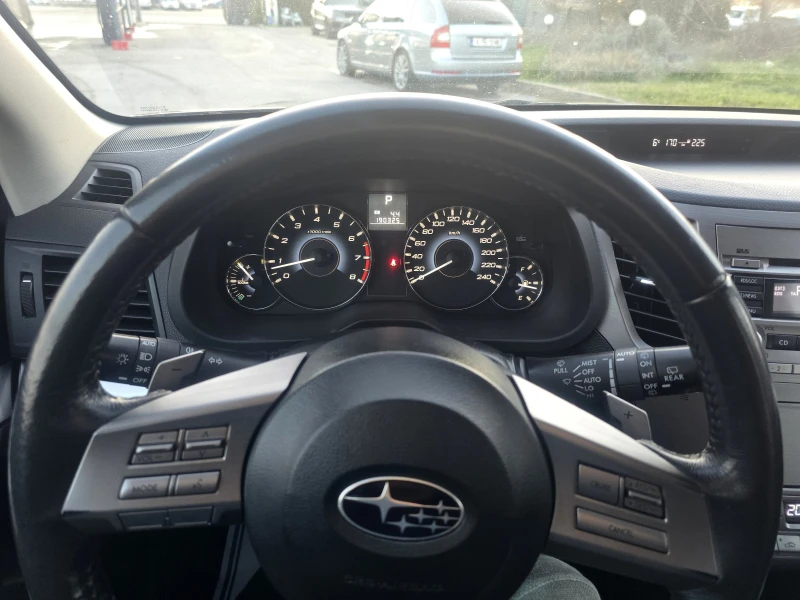 Subaru Legacy УНИКАЛЕН/2.5 КОЖА, снимка 10 - Автомобили и джипове - 49285973