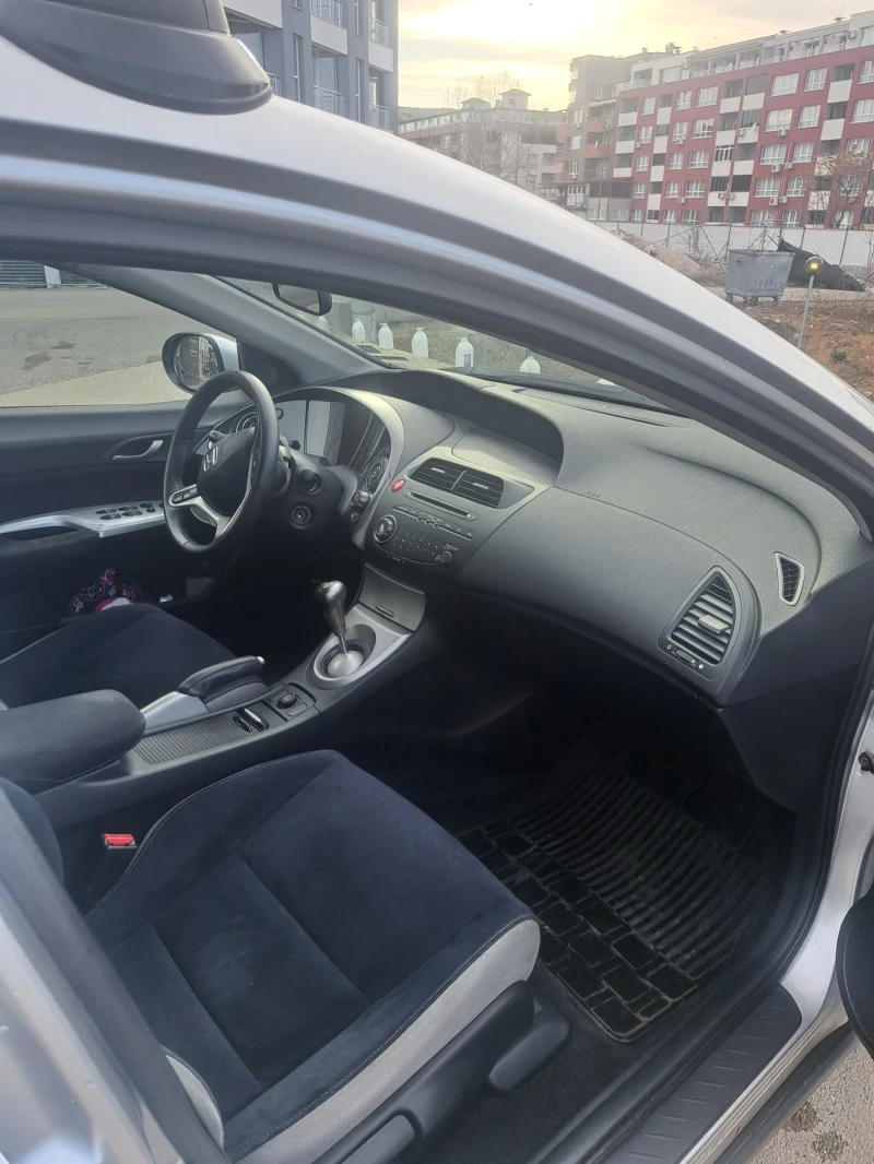 Honda Civic, снимка 7 - Автомобили и джипове - 49496154