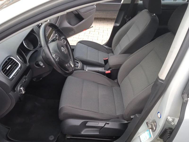 VW Golf 2.0TDI, снимка 10 - Автомобили и джипове - 49505429