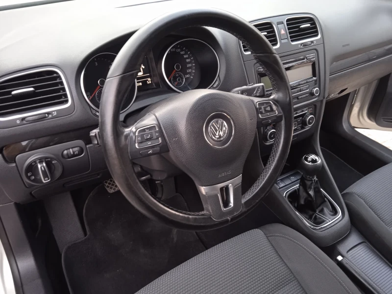 VW Golf 2.0TDI, снимка 9 - Автомобили и джипове - 49505429