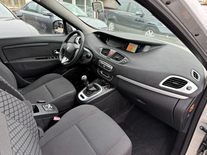 Renault Grand scenic 1.9DCI 6+ 1M НАВИГАЦИЯ, снимка 8 - Автомобили и джипове - 51989236