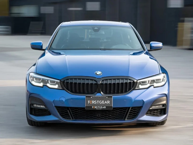 BMW 330 M packet* Камера* Подгрев* Xdrive, снимка 2 - Автомобили и джипове - 52317672