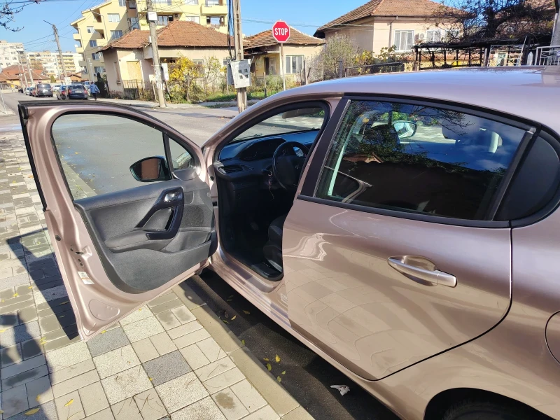 Peugeot 208 1.4 HDI, снимка 5 - Автомобили и джипове - 52501738