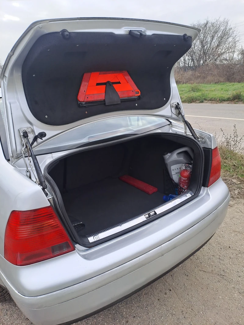 VW Bora 1.9 TDI, снимка 17 - Автомобили и джипове - 52848412