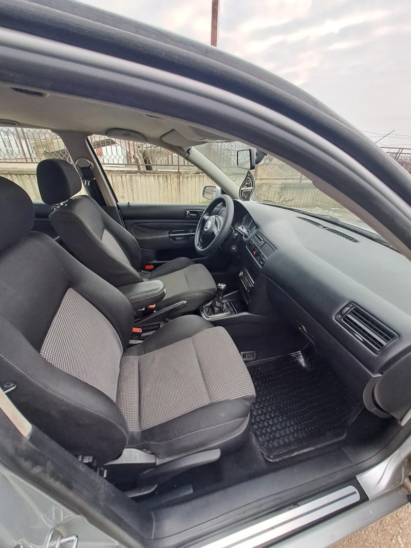 VW Bora 1.9 TDI, снимка 9 - Автомобили и джипове - 52848412