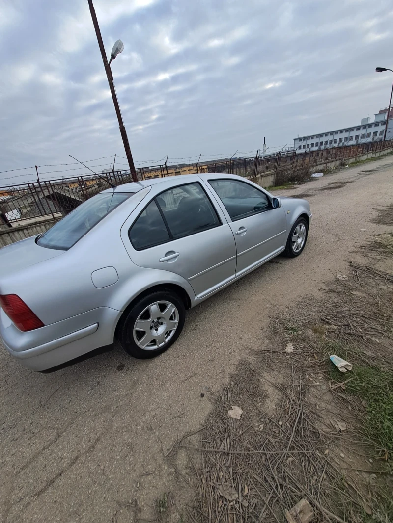 VW Bora 1.9 TDI, снимка 11 - Автомобили и джипове - 52848412