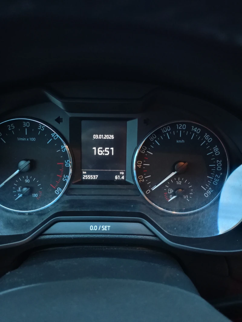 Skoda Octavia 1.6 TDI, снимка 5 - Автомобили и джипове - 53012449