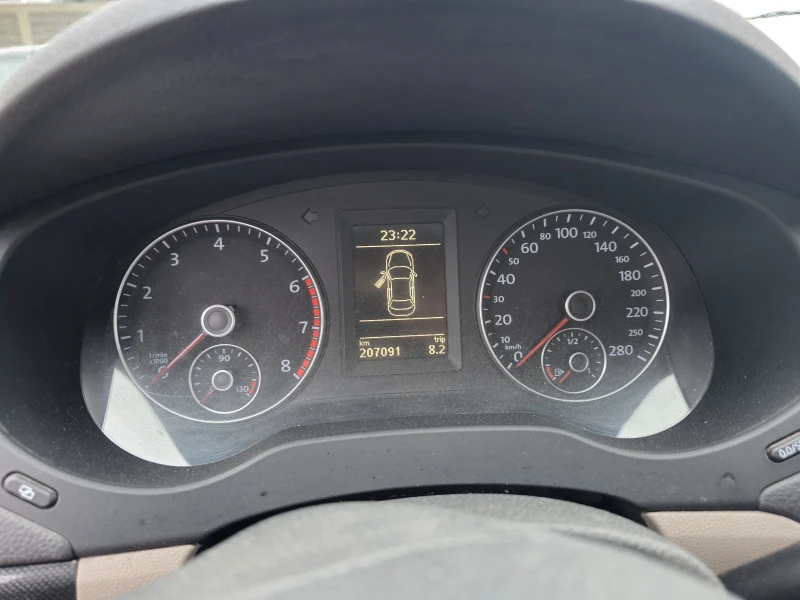 VW Jetta, снимка 6 - Автомобили и джипове - 53074964