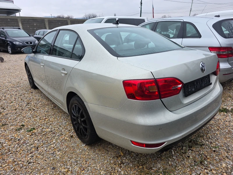 VW Jetta, снимка 4 - Автомобили и джипове - 53074964