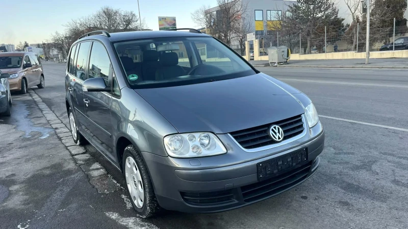 VW Touran 1.9 TDI- 6+ 1места, снимка 2 - Автомобили и джипове - 53167080
