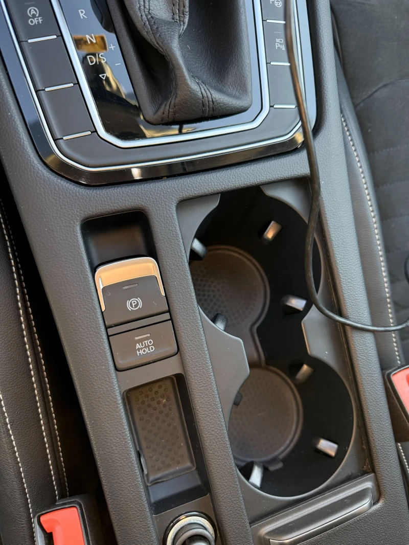 VW Passat B8, снимка 11 - Автомобили и джипове - 53235127