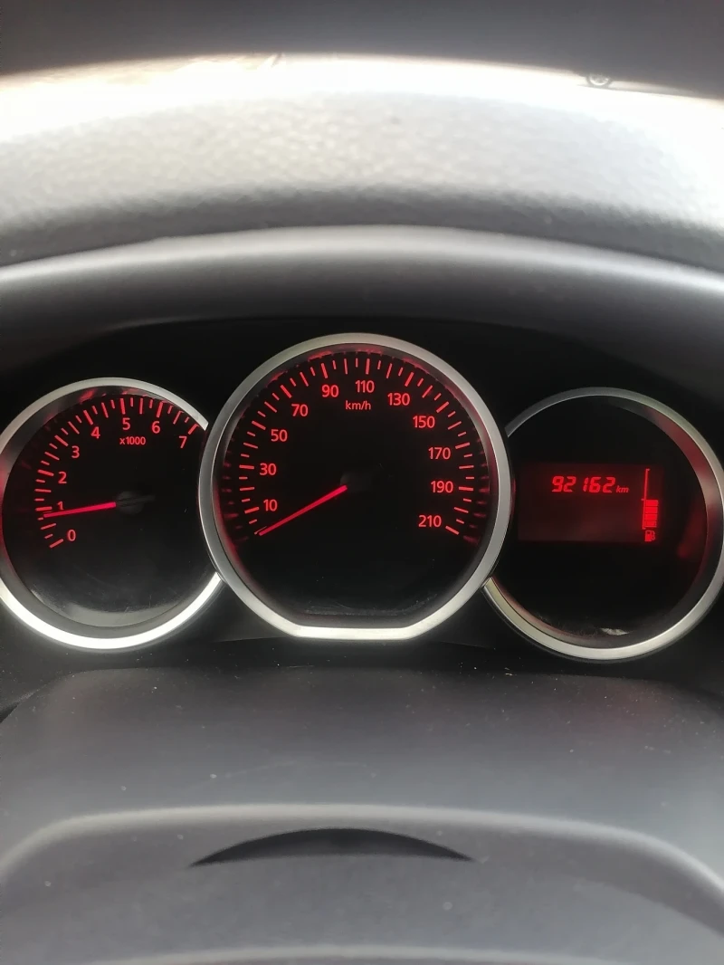 Dacia Logan 1000 I-GAZ, снимка 8 - Автомобили и джипове - 53393360