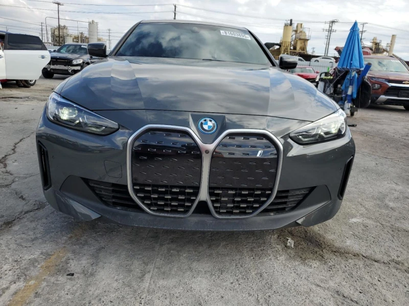 BMW i4 Edrive 35, снимка 5 - Автомобили и джипове - 53411858