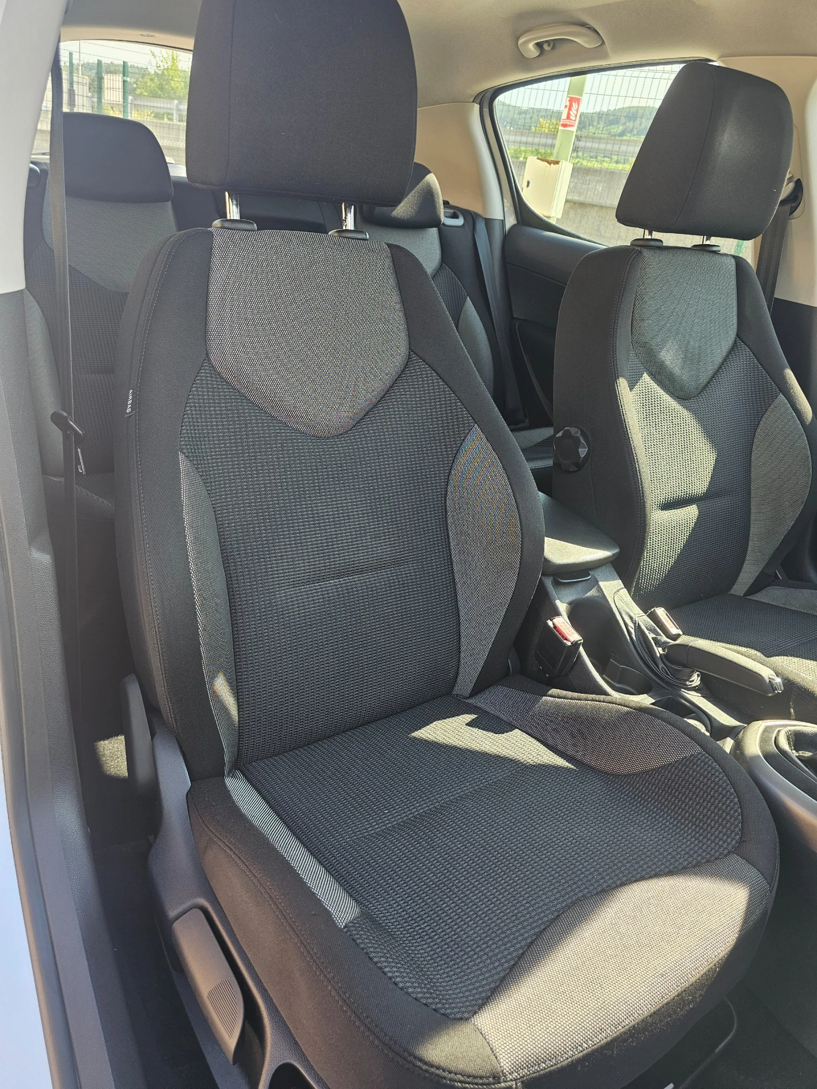 Peugeot 308 1.6hdi.90k.c. | Mobile.bg — изображение 12