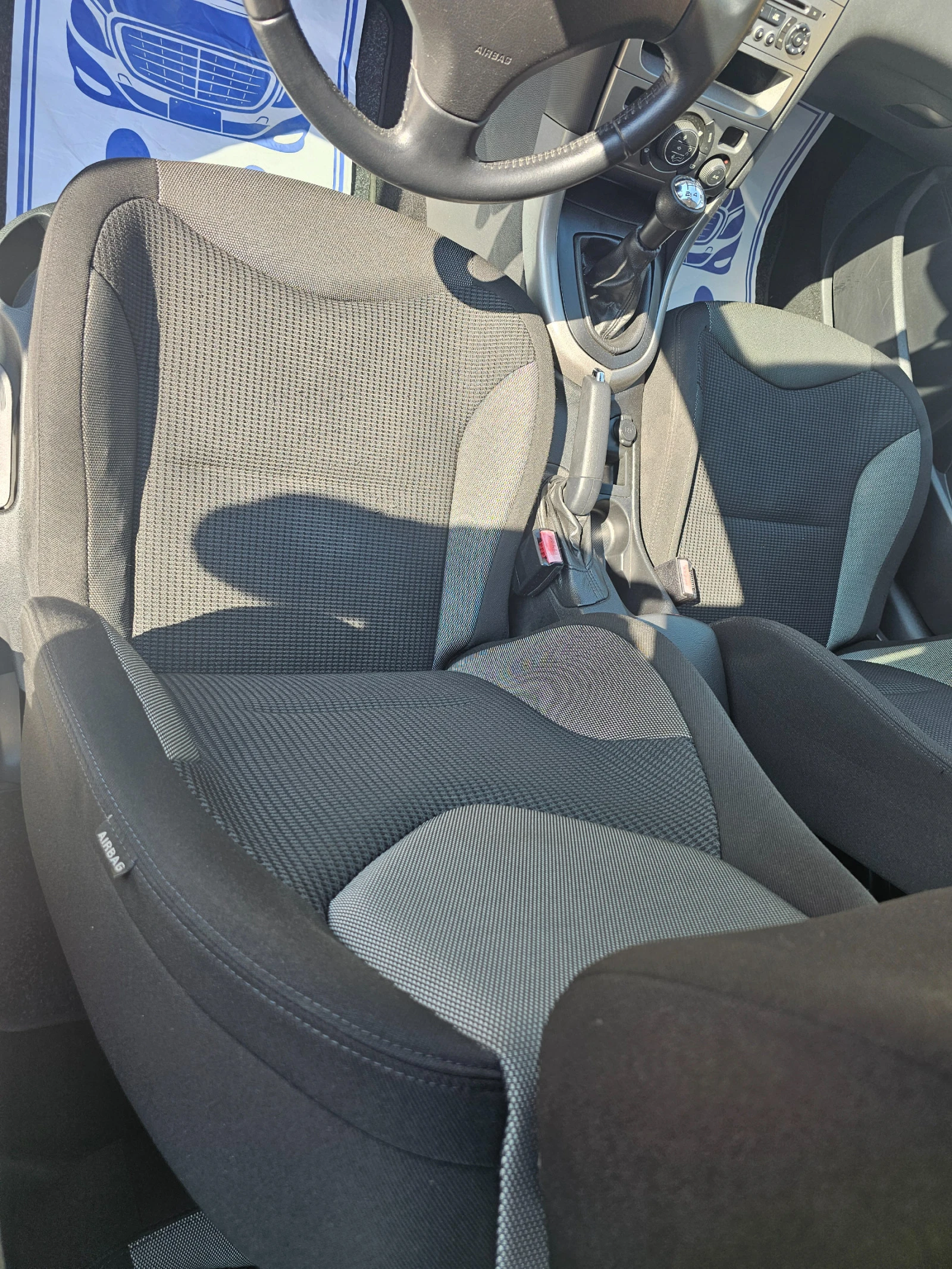 Peugeot 308 1.6hdi.90k.c. | Mobile.bg — изображение 13