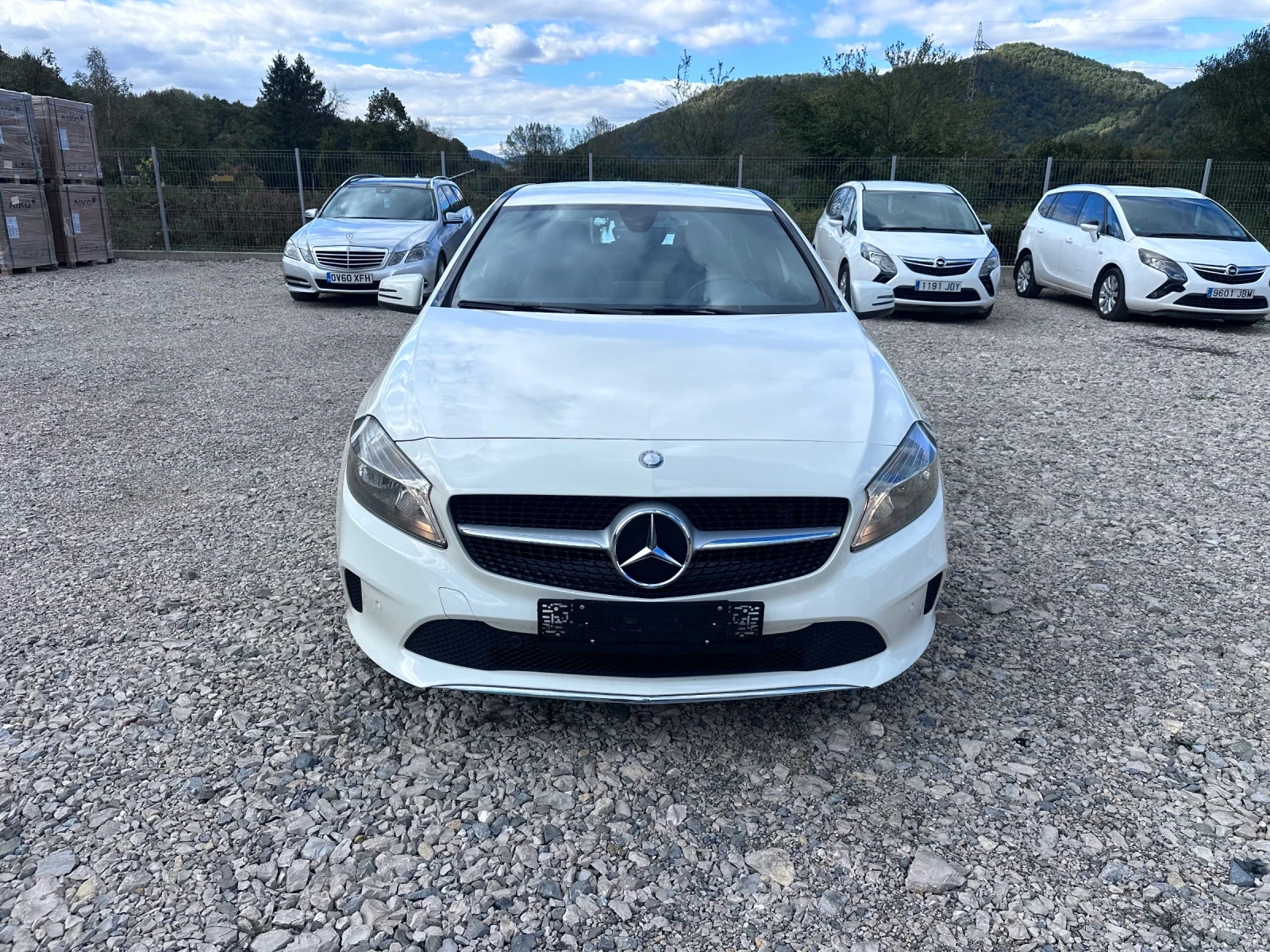 Mercedes-Benz A 180 1.5 DCI - изображение 2