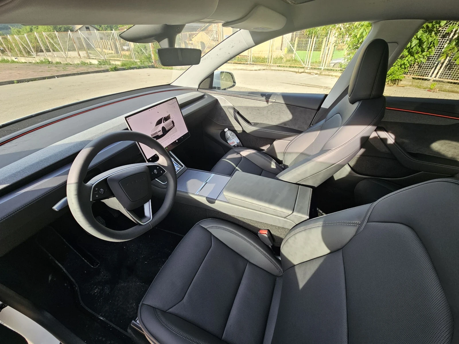 Tesla Model Y LR AWD Налична в България  - изображение 7