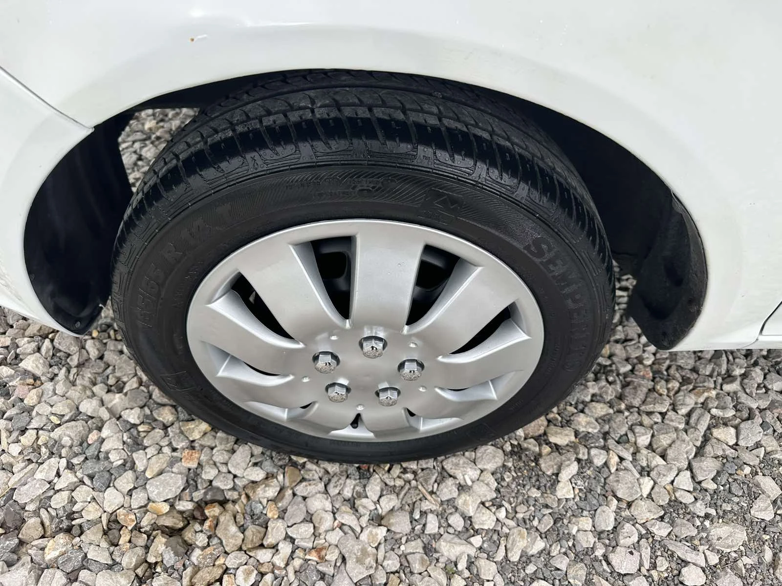 Hyundai Getz 1.1i* * 2010год* 4цилиндъра - изображение 7